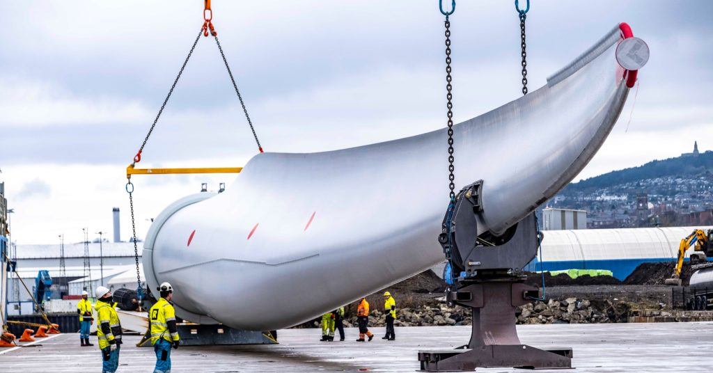 First turbine blades for NnG offshore wind farm arrive in Dundee. Photo by Peter Devlin.