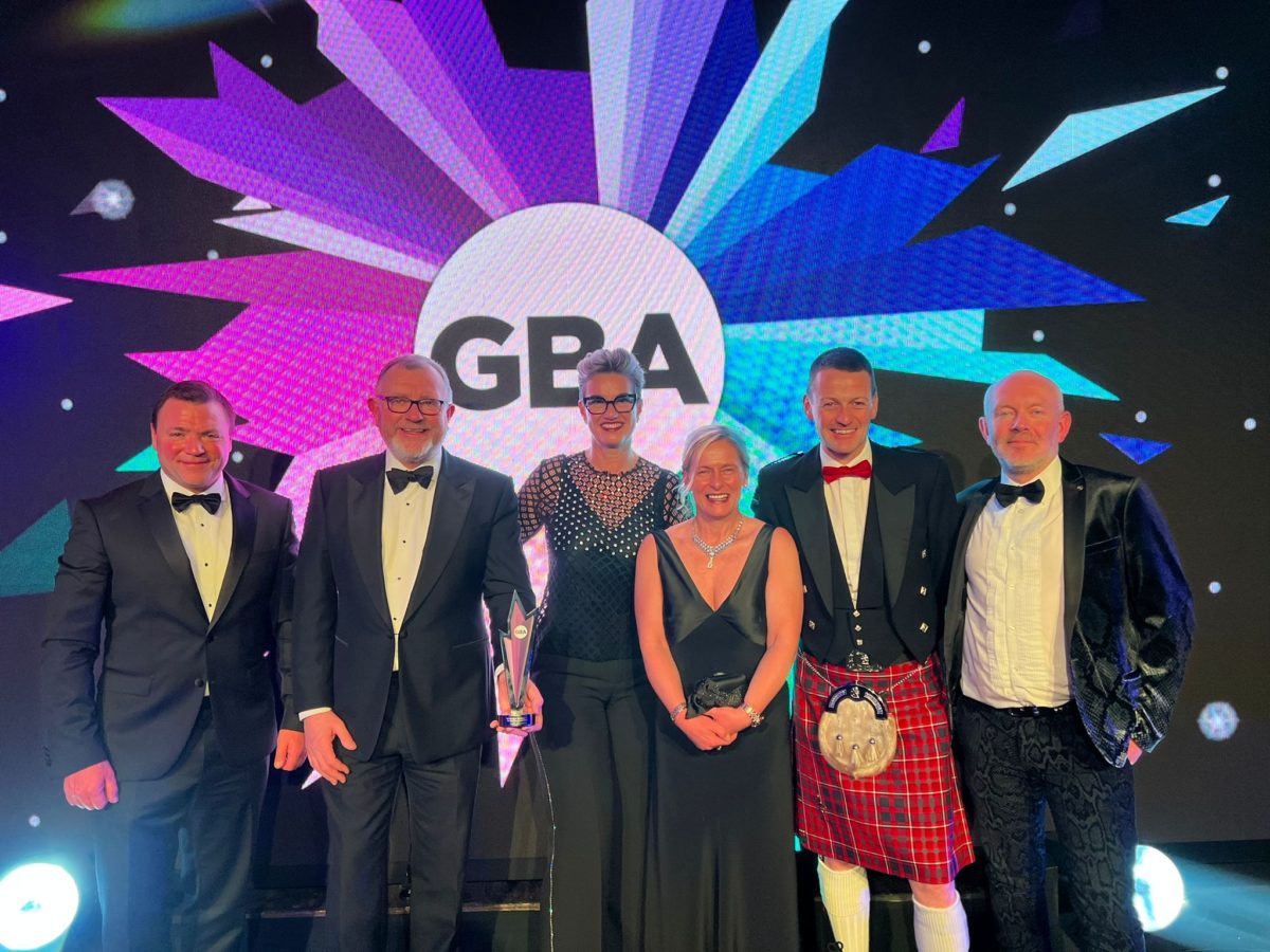 GlasGo Bus Alliance Wins Coveted Net Zero Award at Glasgow Business Awards