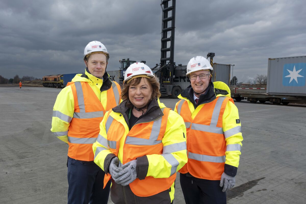 PORT OF GRANGEMOUTH WELCOMES FIONA HYSLOP MSP TO THE BUSY FREIGHT HUB