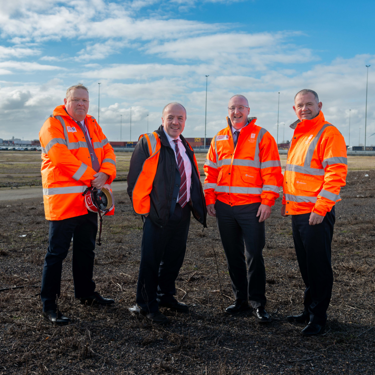 Maritime Minister visits Port of Tilbury to see major expansion plans